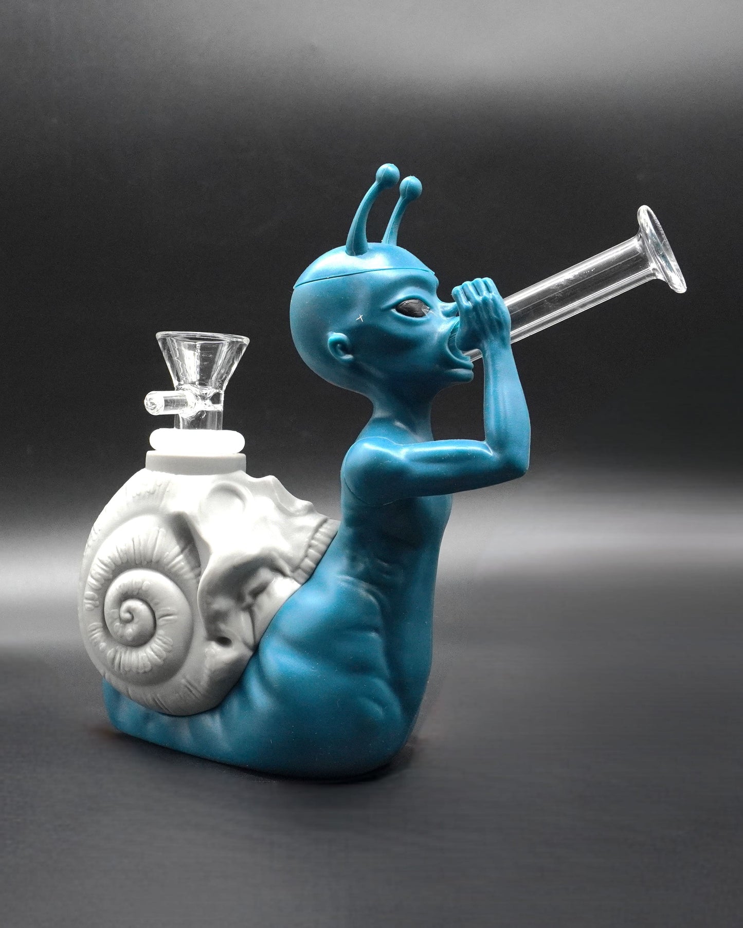 Cosmic Cruisers Alien Snail Bong