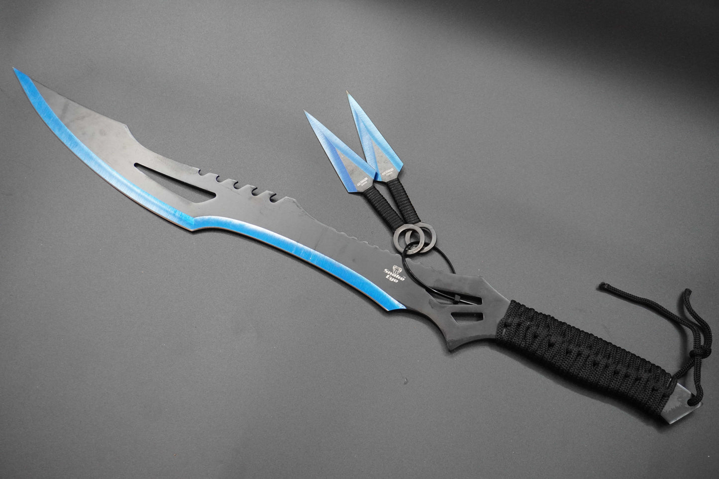 LONG KNIFE w/ 3 THROWING KNIFES