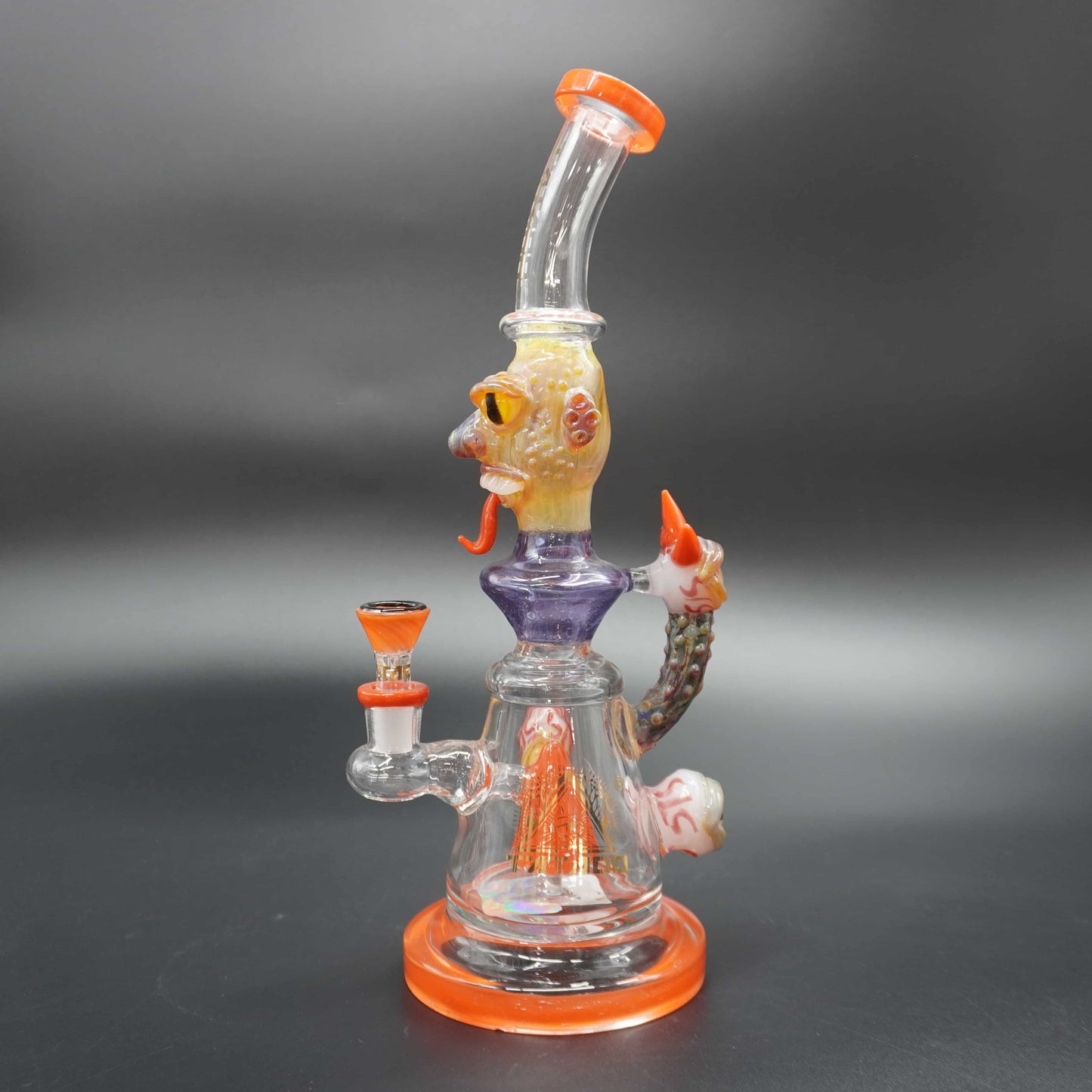 Tataoo Monster Bong