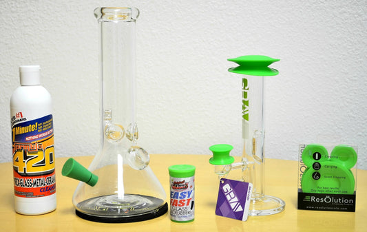 Easy to Clean Bongs and Bowls Tips | Hassle-Free Top Picks for Smoking Bongs