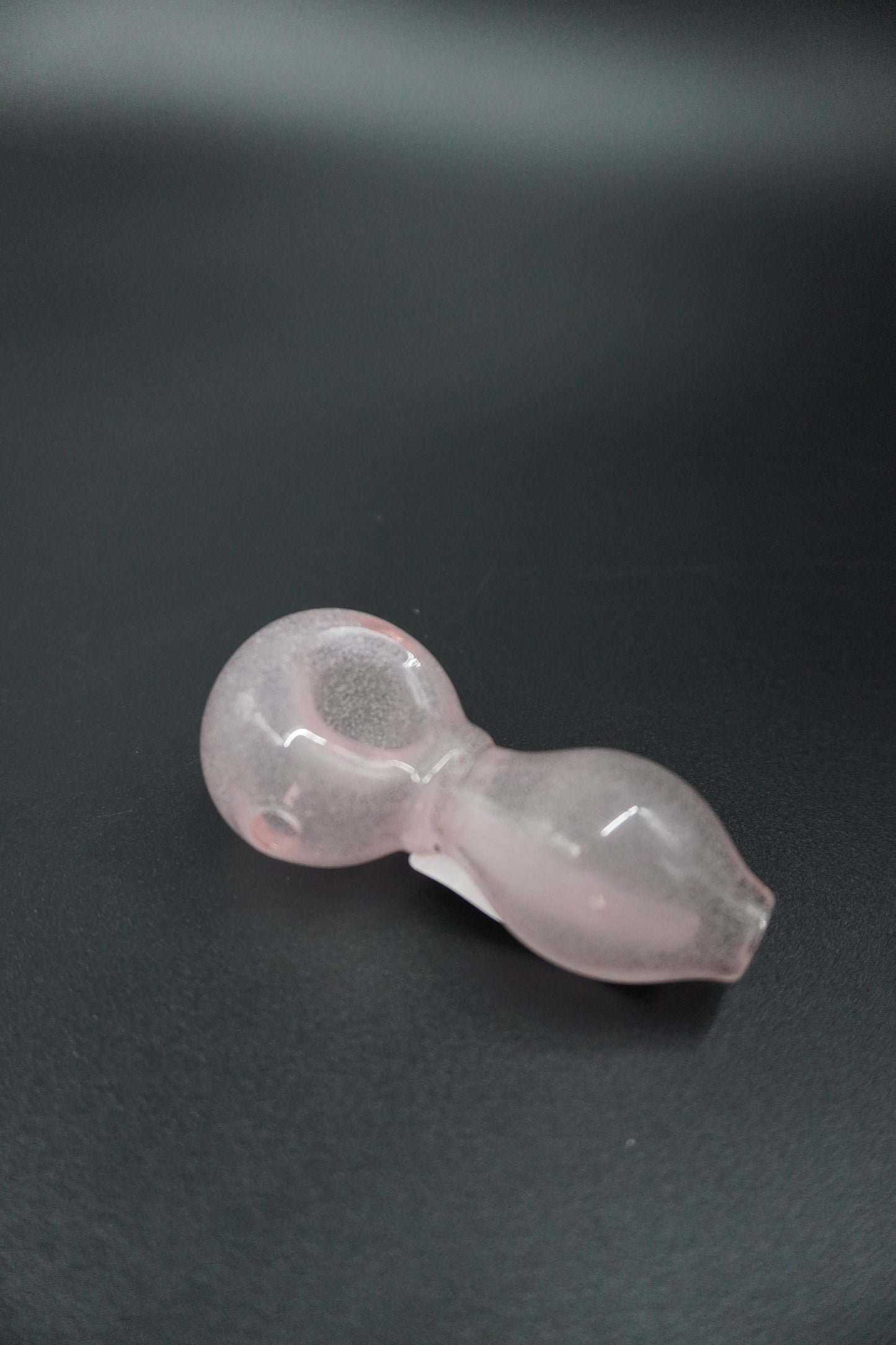 Tadpole Style Glow in The Dark Pipe