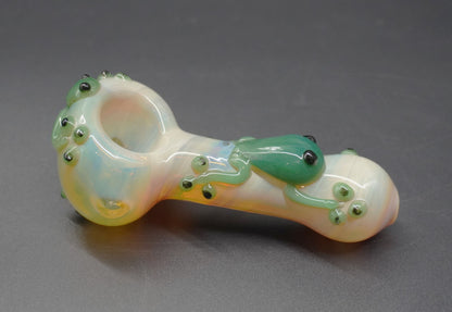 Frog Hand Pipe