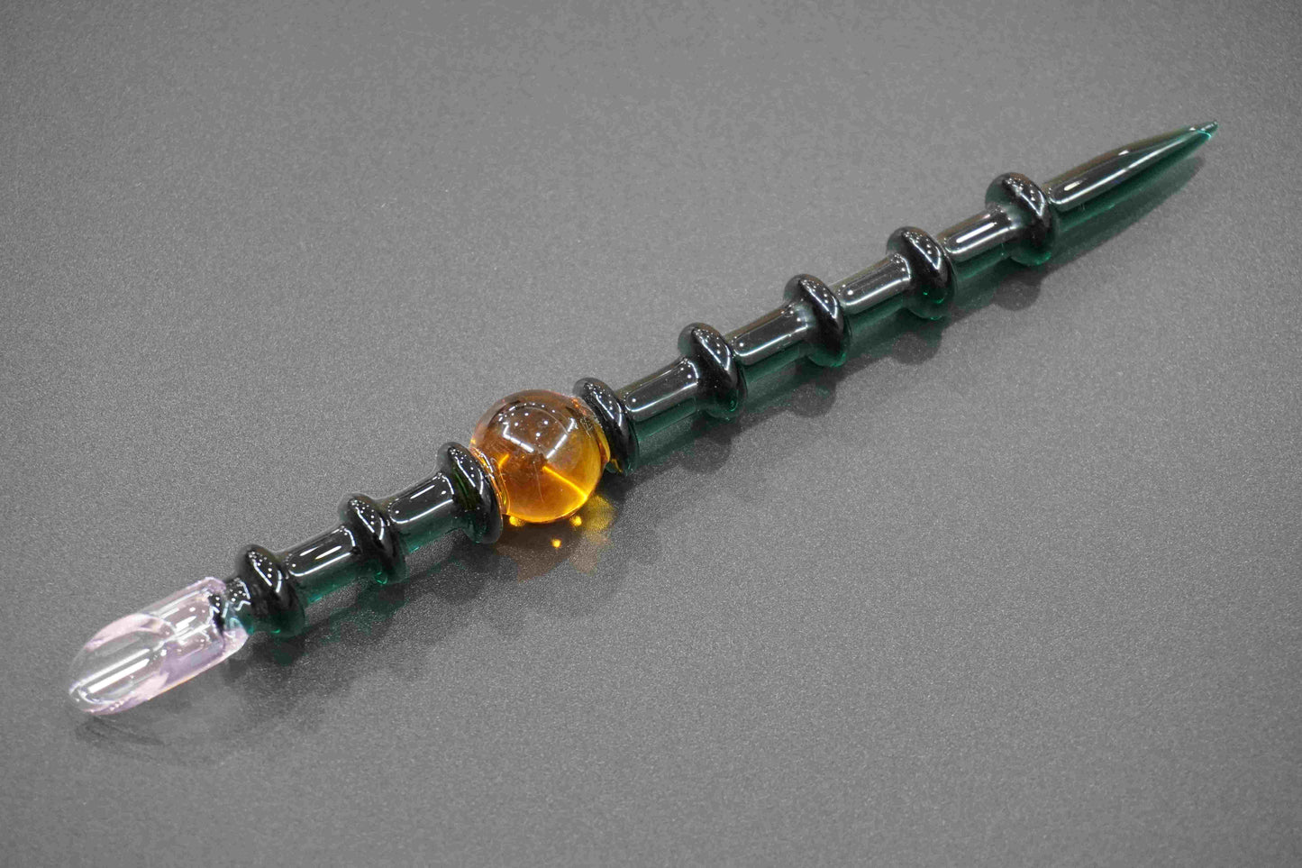 Glass dab tool with scoop
