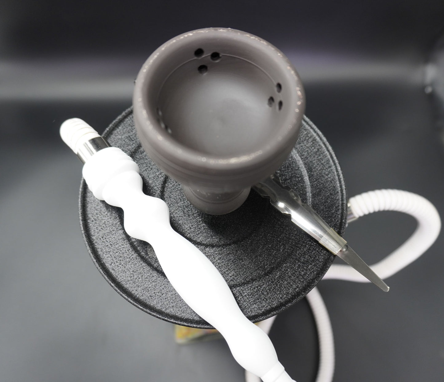 Square-Base Hookah with Ribbed Matte Finish